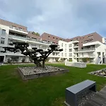 Le Carre Des Sens