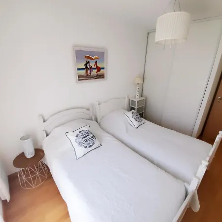 Le Carre Des Sens Apartment
